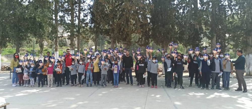 Mersin polisi öğrencileri bilgilendirmeye devam ediyor
